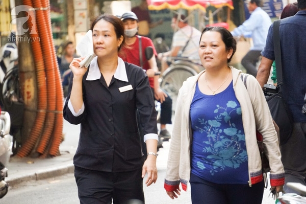 Nhìn những hình ảnh nắng nóng oi ả này, có ai tin là mùa đông Hà Nội?