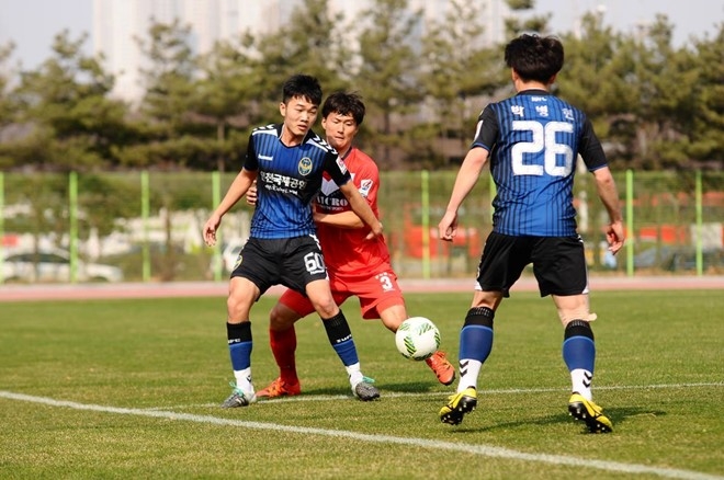 Nhung ngoi sao toa sang mang xa hoi o AFF Cup hinh anh 3