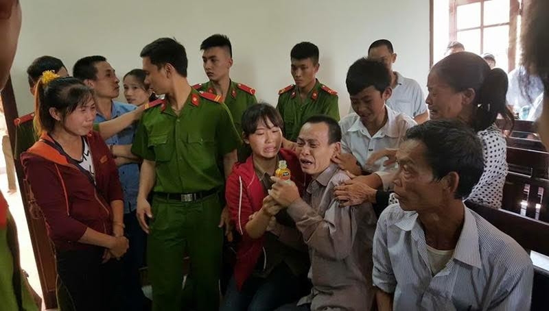 Vật vã kêu oan giữa công đường: Nhận tội thì cho về? - ảnh 3
