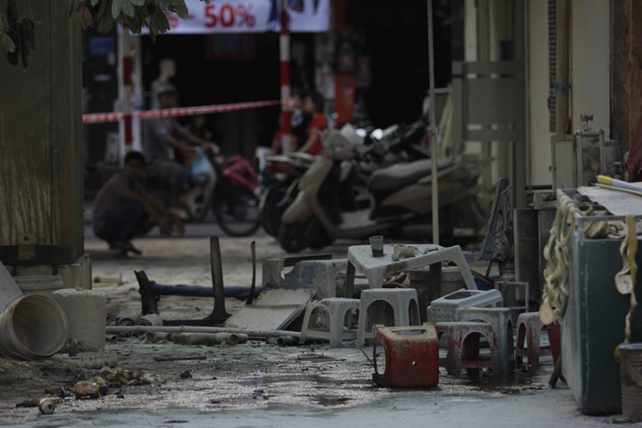 'Thấy bốt điện tóe lửa, tôi chỉ kịp nhoài người bỏ chạy'