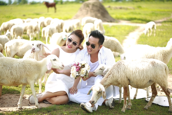 anh-cuoi-cua-dien-vien-thien-bao-va-ban-gai-kem-15-tuoi-7
