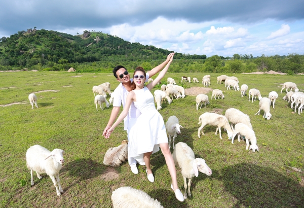 anh-cuoi-cua-dien-vien-thien-bao-va-ban-gai-kem-15-tuoi-10