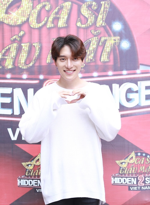 chong-thu-minh-so-khong-nhan-ra-giong-vo-7
