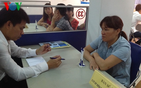 ha noi dung cat co hon 400 lao dong keu cuu hinh 1