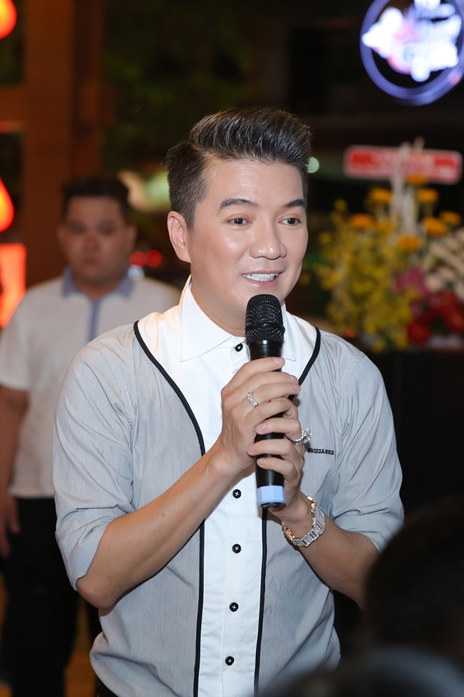 Mr. Dam tuyen bo bo nghe lam huan luyen vien hinh anh 1