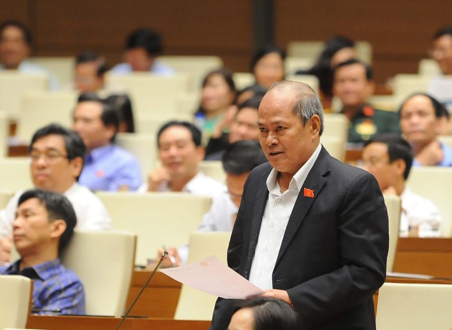 Bộ trưởng nợ lời hứa từ chức và trả lời về sân sau thứ trưởng
