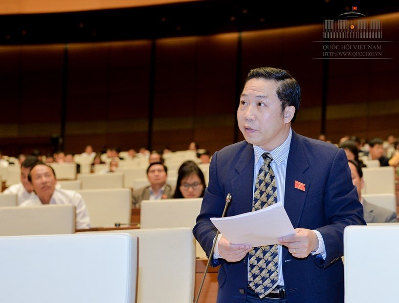 Bộ trưởng nợ lời hứa từ chức và trả lời về sân sau thứ trưởng