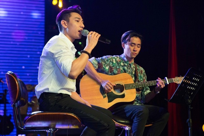 'Thai tu' Isaac nhay bai tao - but khien fan phan khich hinh anh 3