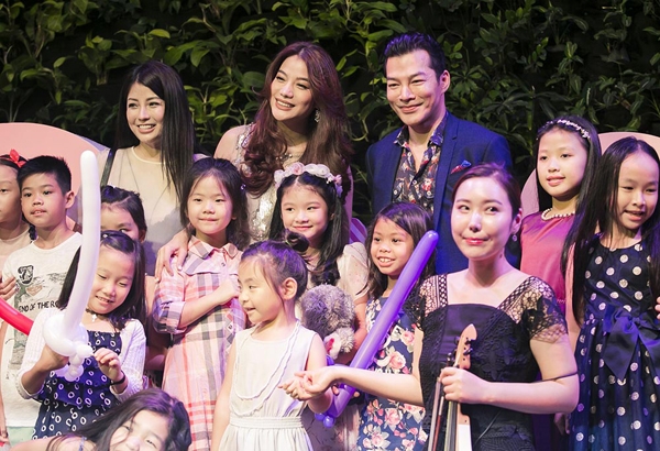 tran-bao-son-truong-ngoc-anh-tai-ngo-trong-tiec-sinh-nhat-con-gai-3