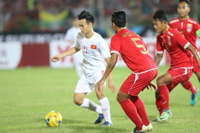Văn Toàn gặp chấn thương nhẹ trước Myanmar /// Khả Hòa