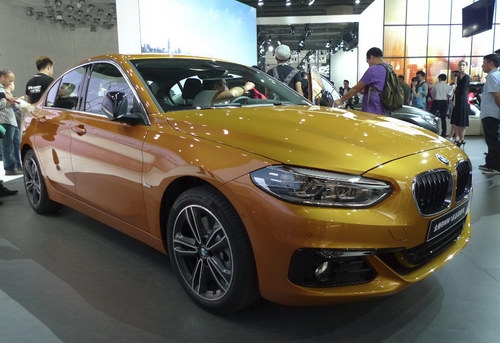 BMW 1-Series Sedan hoàn toàn mới lần đầu ra mắt - 2