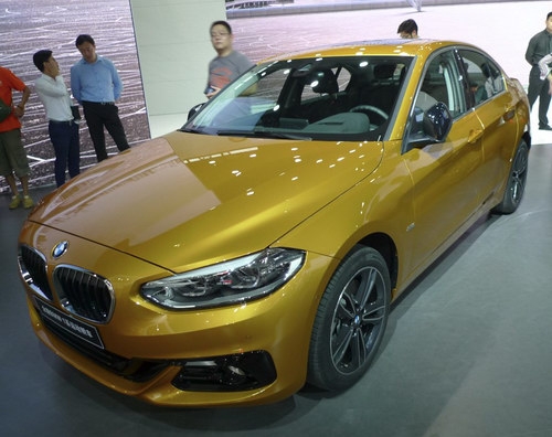 BMW 1-Series Sedan hoàn toàn mới lần đầu ra mắt - 3