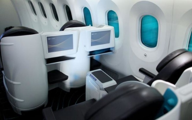 16 bí mật động trời bạn cần biết khi đi máy bay 