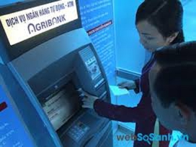 agribank thong tin ve vu 100 trieu dong boc hoi trong tai khoan khach hang hinh anh 1