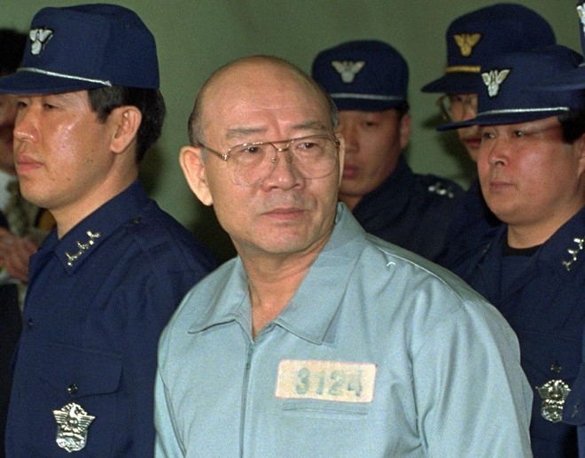 8 doi tong thong Han Quoc lien tiep dinh be boi hinh anh 3