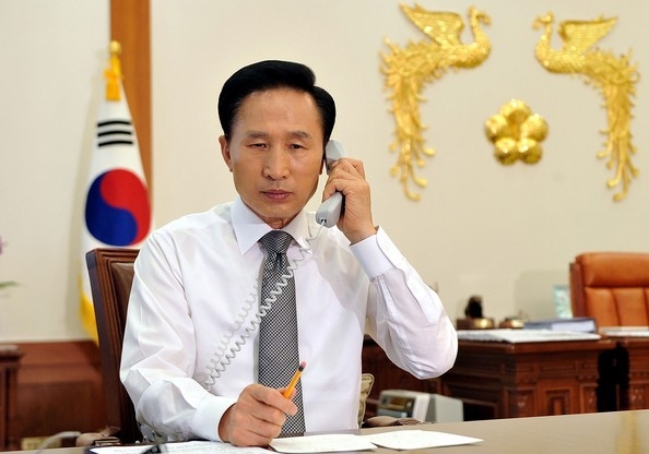8 doi tong thong Han Quoc lien tiep dinh be boi hinh anh 8