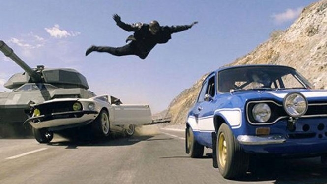 Thủ đoạn của băng mafia vùng Cerignola tương tự cảnh trong phim Fast and Furious /// Imdb