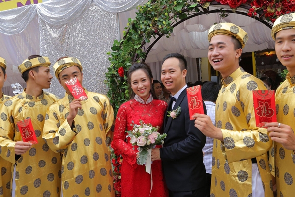 le-an-hoi-cua-van-van-va-phuong-thanh-3