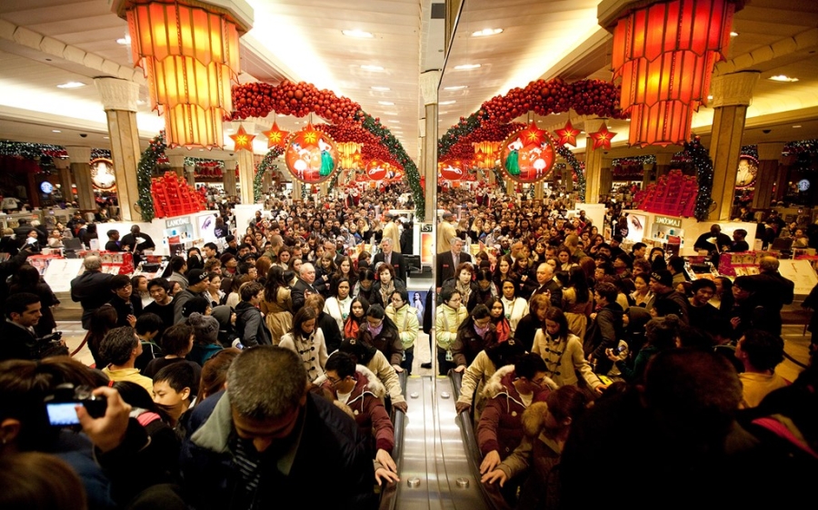 Canh tranh cuop nam nao cung thay trong 'Black Friday' hinh anh 5