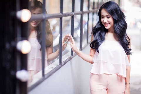 Cuộc sống sóng gió không ngờ của Vân Hugo