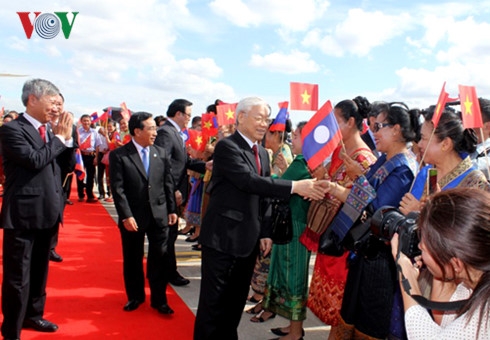 tong bi thu nguyen phu trong bat dau chuyen tham lao hinh 2