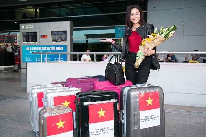 Dieu Ngoc mang 100 kg hanh ly du thi Miss World hinh anh 3