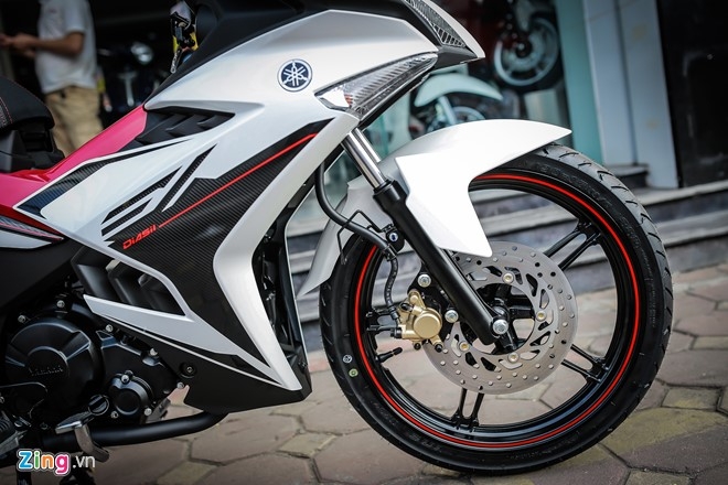 Exciter 150 thay mau tem moi dip cuoi nam hinh anh 3