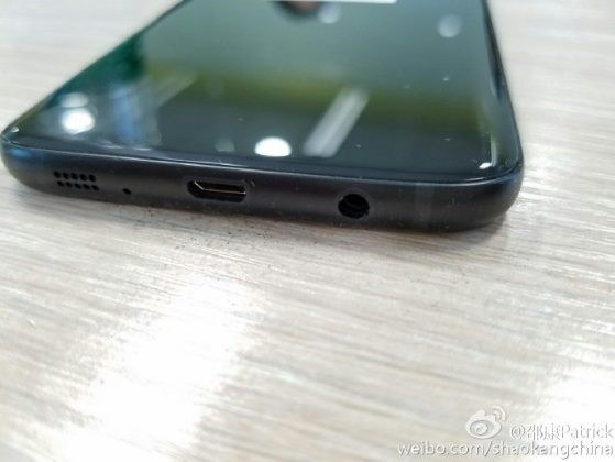 Ro ri hinh anh Galaxy S7 mau den bong hinh anh 2