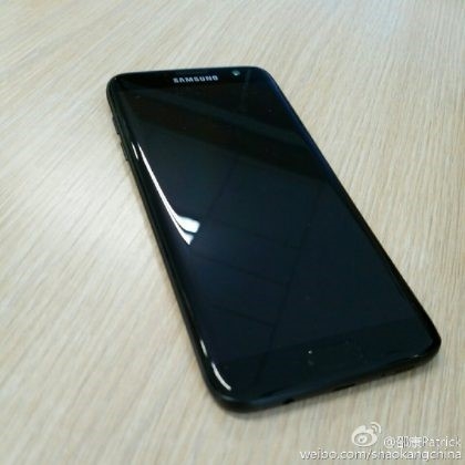 Ro ri hinh anh Galaxy S7 mau den bong hinh anh 5