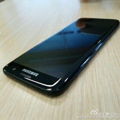 Ro ri hinh anh Galaxy S7 mau den bong hinh anh 6