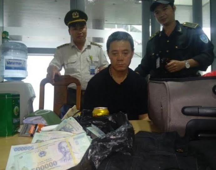 vietnam airlines lam gi de ngan trom cap tren may bay? hinh anh 1