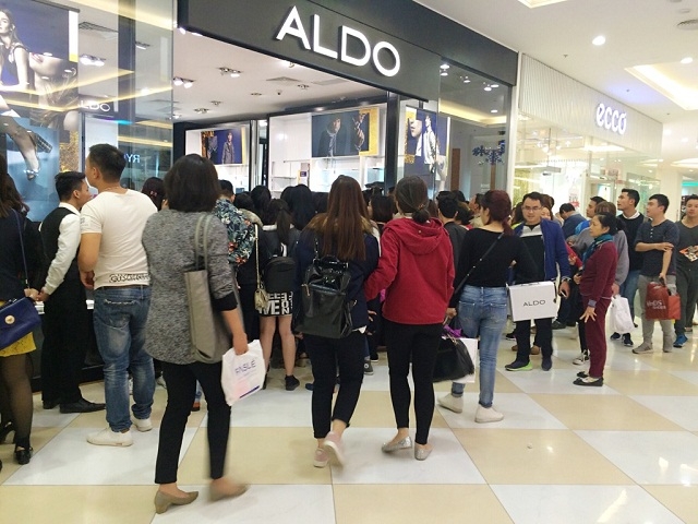 goc khuat sau ngay “black friday” phien ban viet hinh anh 2