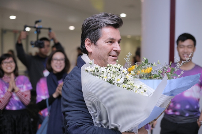 sot sinh sich gia ve dem nhac modern talking 12 trieu dong/cap hinh anh 2