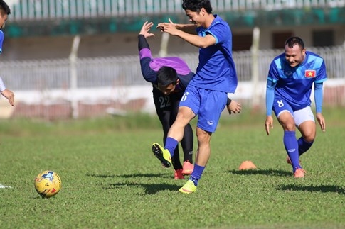 Việt Nam - Campuchia: Chờ Công Phượng 'chơi bóng tự nhiên' - ảnh 4