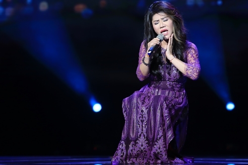 hoai-linh-trach-chi-tai-hat-nham-loi-trong-liveshow-giao-linh-8