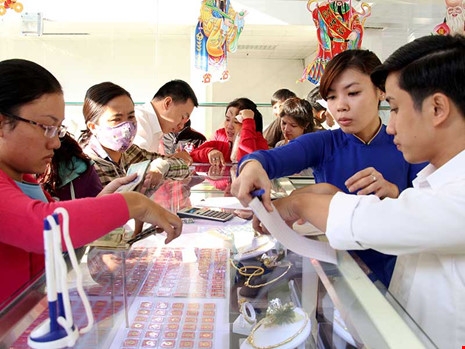 Thấy gì từ vụ vàng có bột lạ, vàng lậu? - ảnh 1