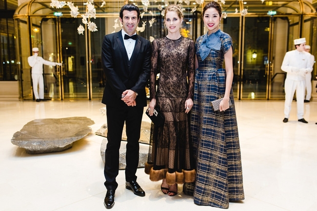 Thuý Vân gặp gỡ huyền thoại bóng đá Luis Figo trong dạ tiệc quý tộc nhất thế giới - Ảnh 5.