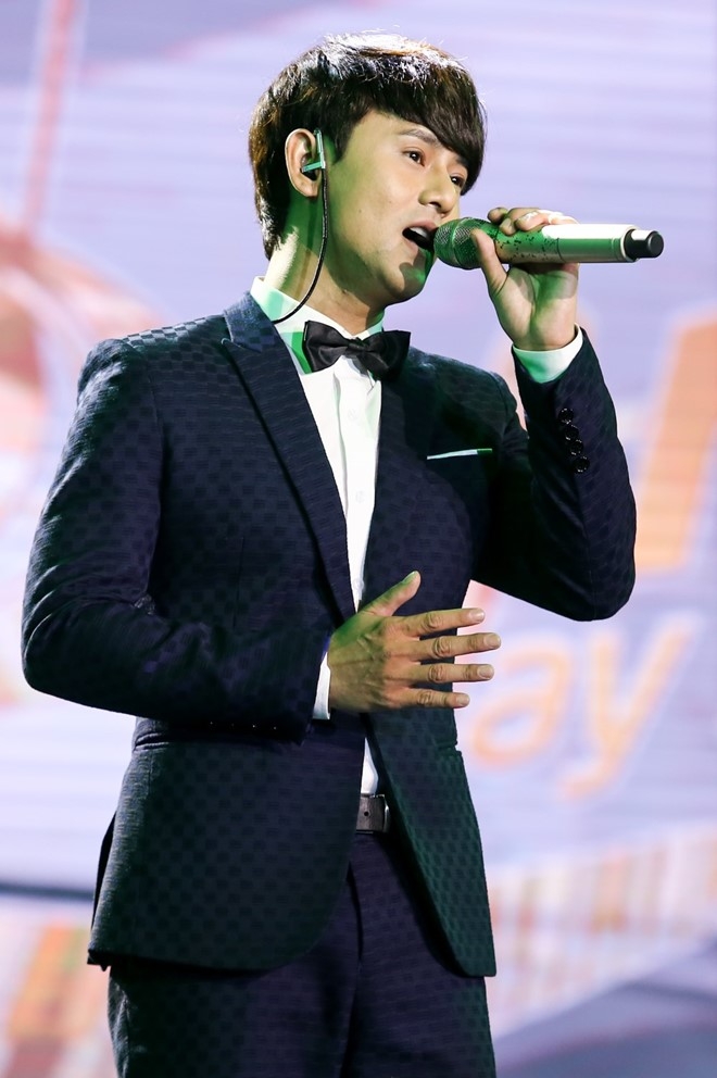 Ung Dai Ve tiet lo chuyen ban cong ty va mat het nha cua hinh anh 2
