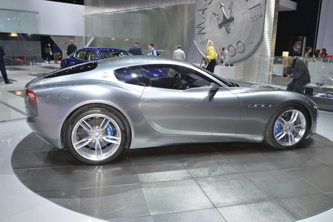 Maserati san xuat sieu xe dien canh tranh Tesla hinh anh 2