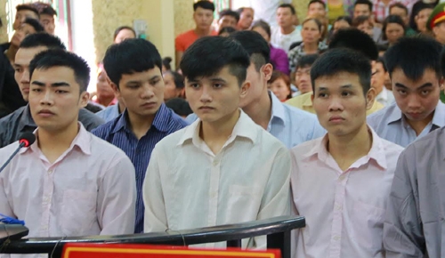 cuoc-loan-da-cua-30-thanh-nien-vi-con-de-gan-2-ty