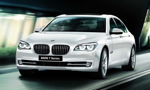 Dừng thông quan các lô hàng nhập khẩu ôtô BMW