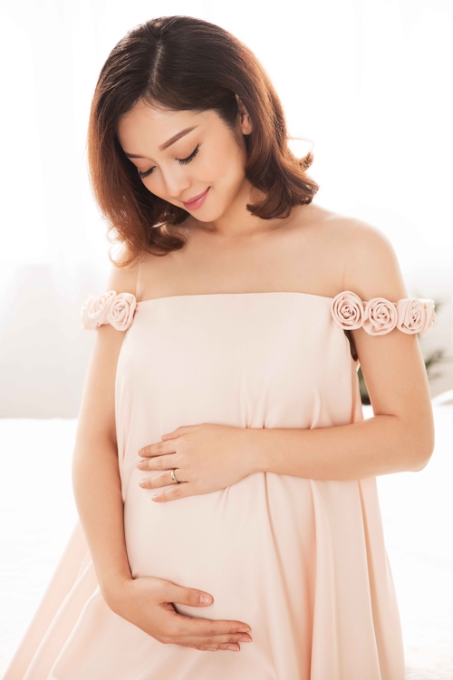 jennifer-pham-tao-dang-voi-con-gai-truoc-khi-nghi-sinh-11