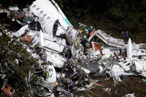 loi tien tri dang so 8 thang truoc ve tham kich roi may bay cho doi bong brazil - 5