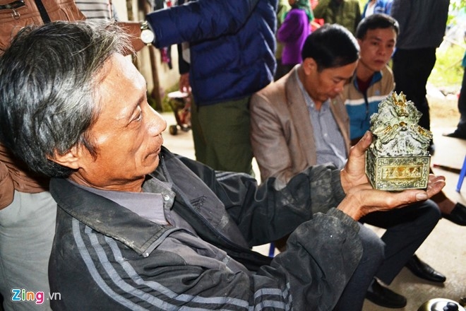 Nguoi dan dao duoc vat giong an tin cua vua tai vuon hinh anh 3