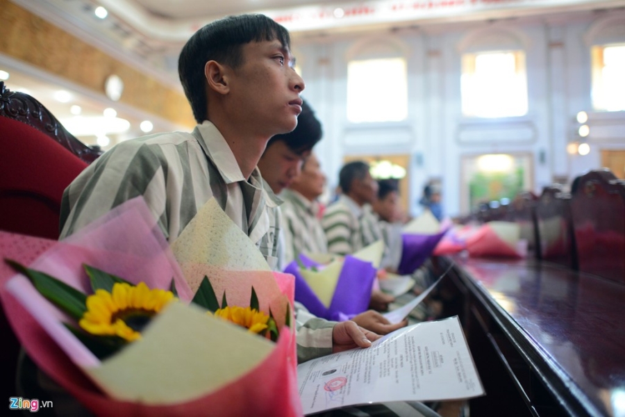 Pham nhan rang ro ngay ra tu hinh anh 2