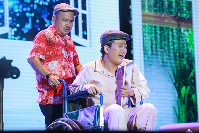 Nha Phuong xuat hien mo nhat trong live show Truong Giang hinh anh 7