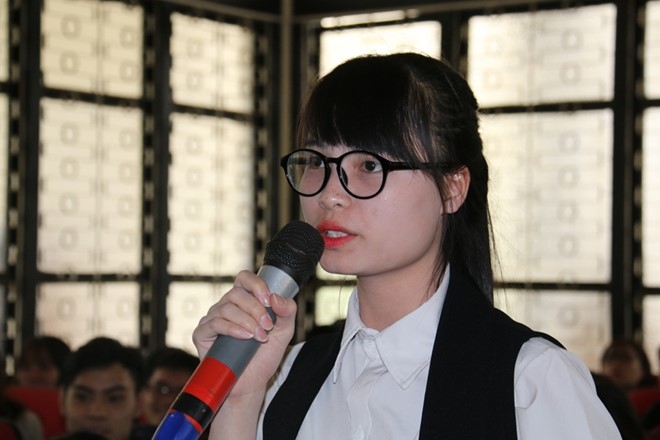 Nu sinh doi luong 2.000 USD: 'Toi khong ao tuong suc manh' hinh anh 1