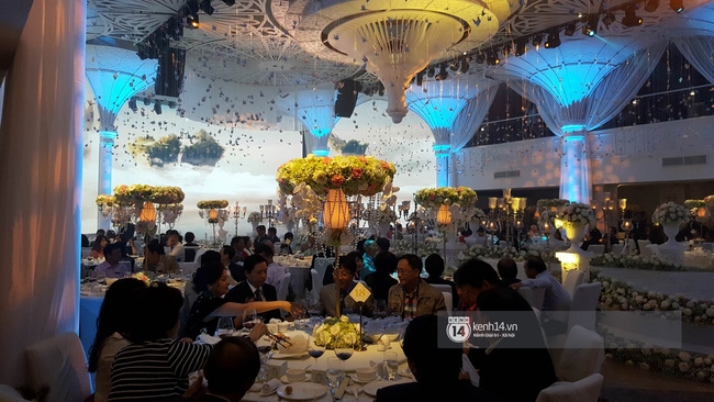 Đám cưới MC Mai Ngọc: Không gian lộng lẫy, cầu kỳ, xứng đáng là đám cưới sang chảnh nhất Hà Nội hôm nay - Ảnh 10.