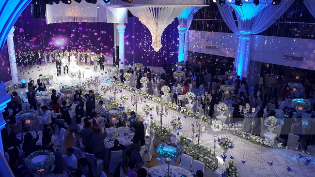 Đám cưới MC Mai Ngọc: Không gian lộng lẫy, cầu kỳ, xứng đáng là đám cưới sang chảnh nhất Hà Nội hôm nay - Ảnh 23.
