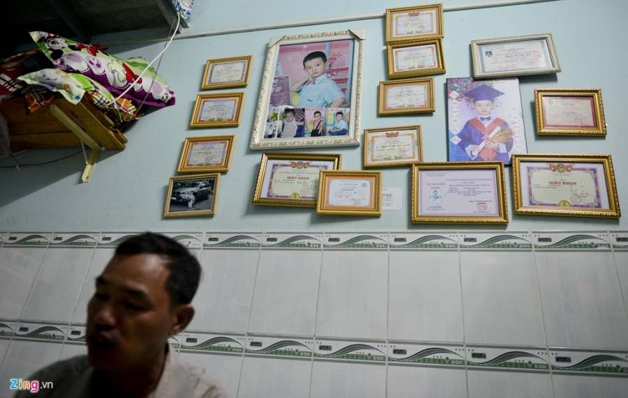Tho rua xe 11 nam 'giai cuu' ket xe o Sai Gon hinh anh 16